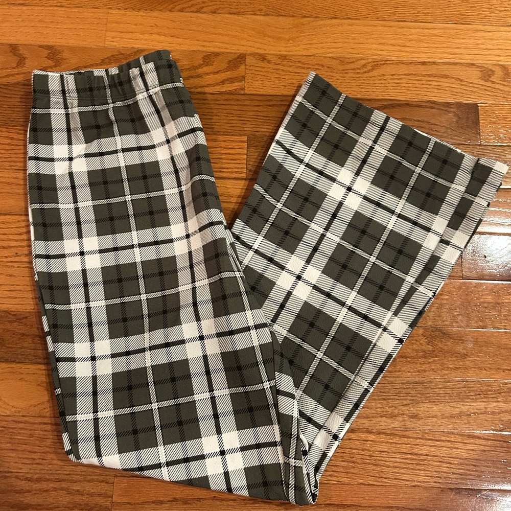 No Boundaries Black and White Plaid Pants